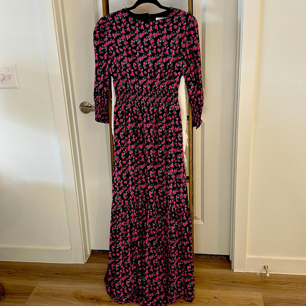 NWOT WAYF Floral Long Sleeve Maxi Dress with Cut Out Back (Size Medium)